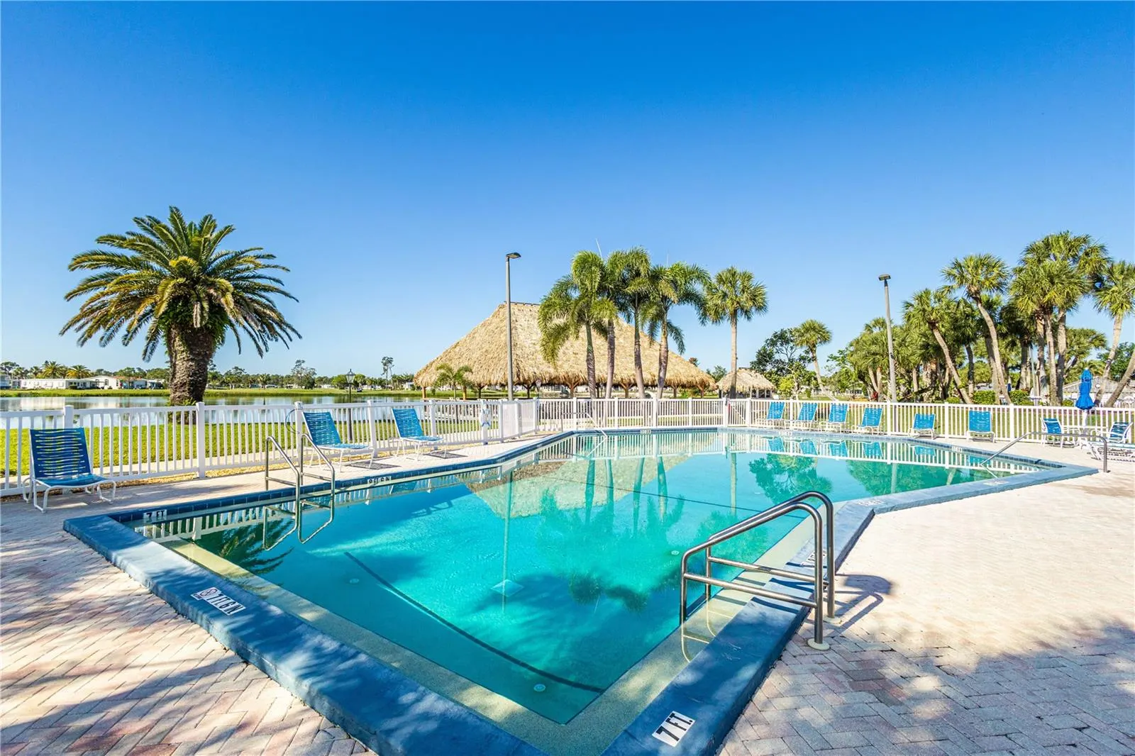 2100 KINGS HWY #908, #908
