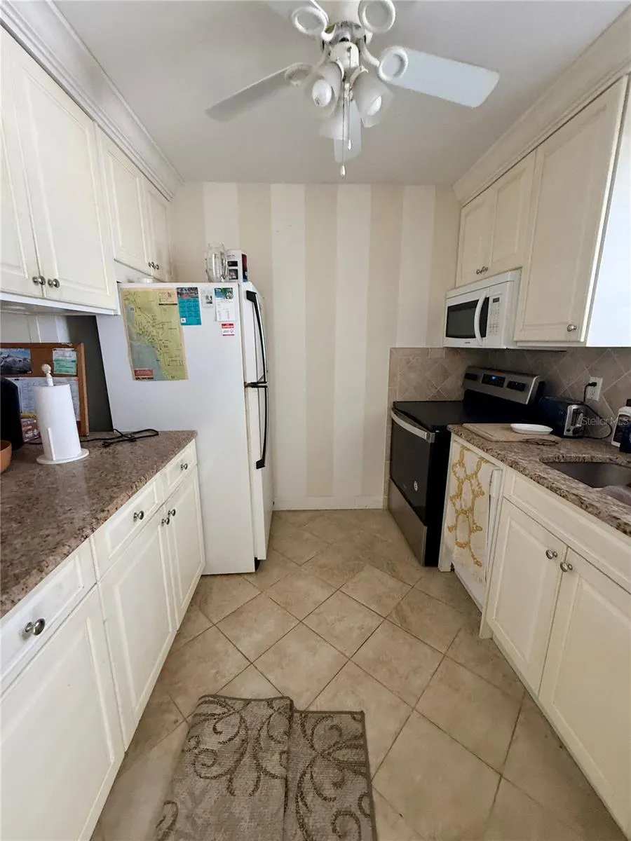 2650 ESTERO BLVD #41, #41
