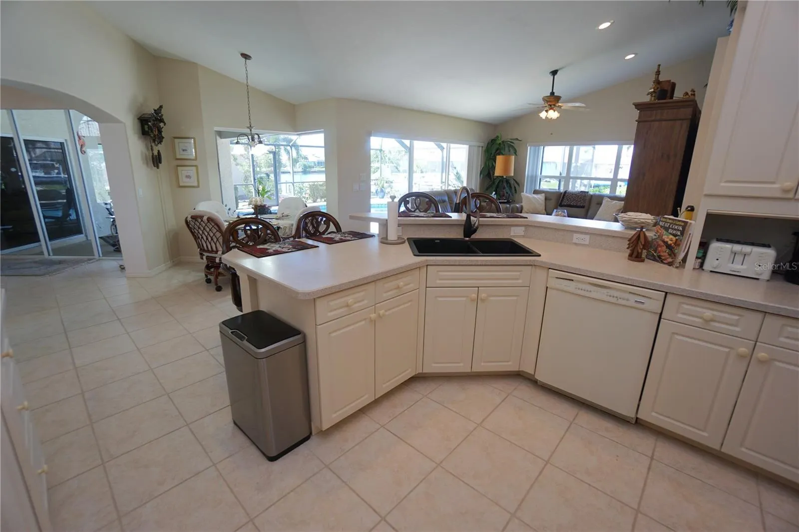 340 SANTANDER CT