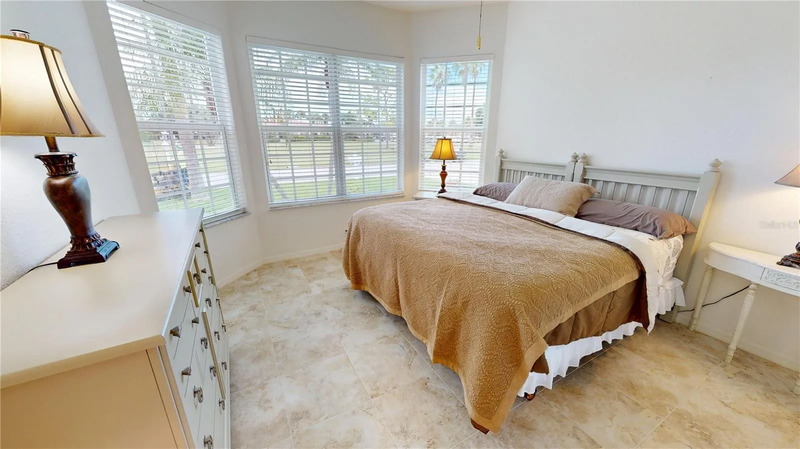 26089 SEMINOLE LAKES BLVD