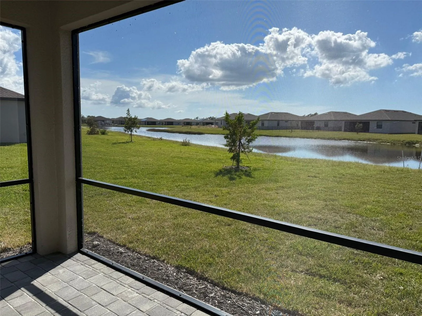1553 SADDLEWOOD CIR