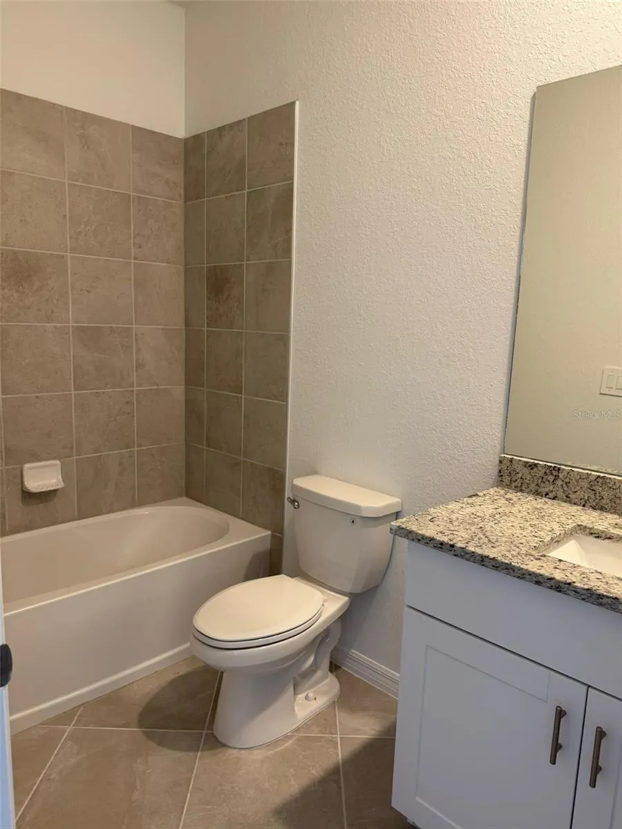 1553 SADDLEWOOD CIR