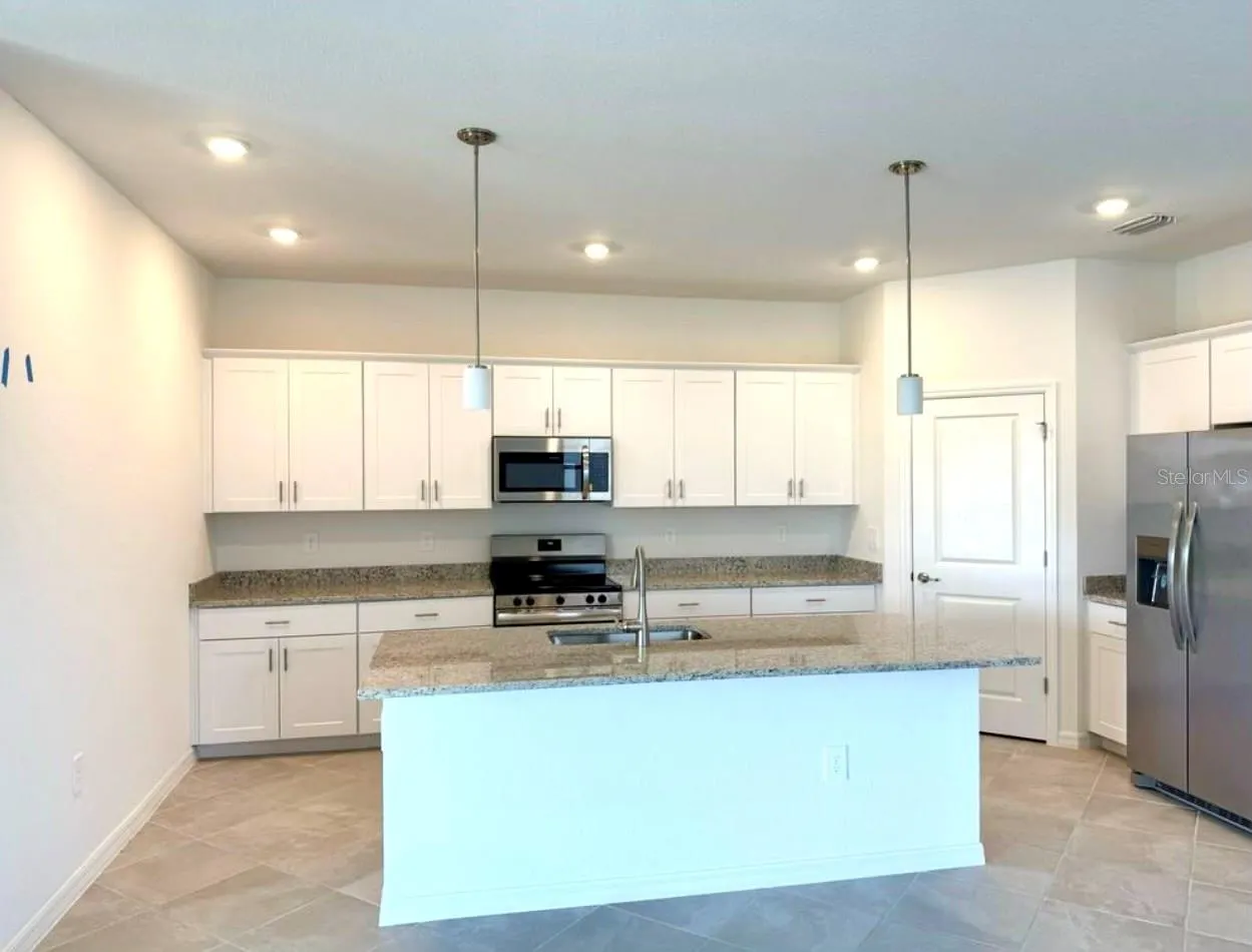 1553 SADDLEWOOD CIR