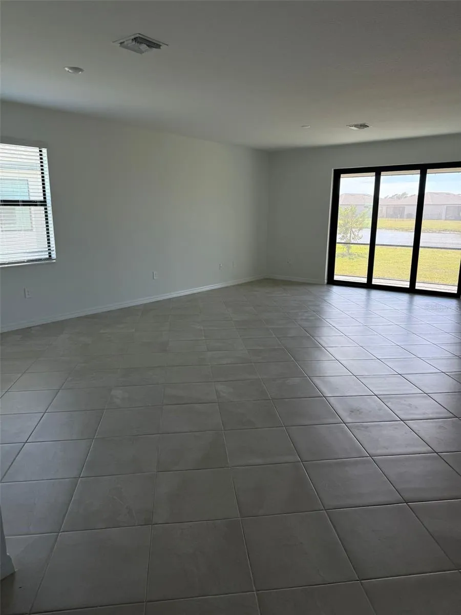1553 SADDLEWOOD CIR