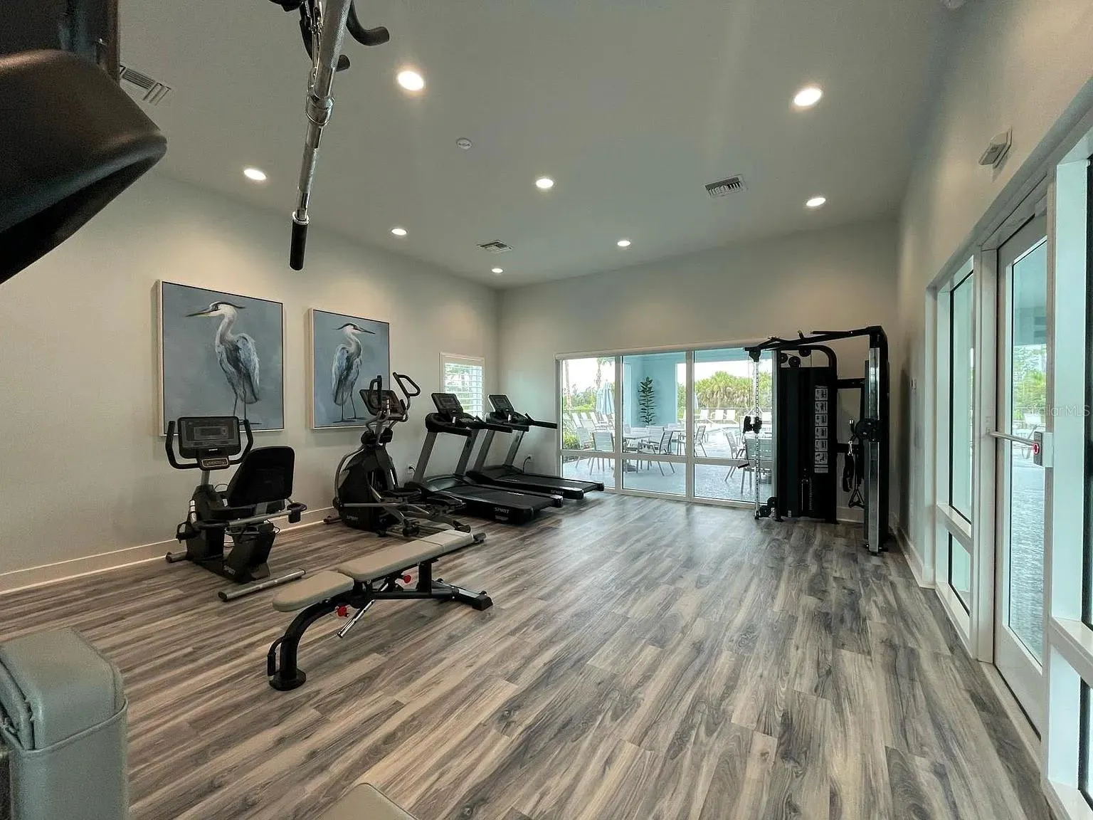 1553 SADDLEWOOD CIR