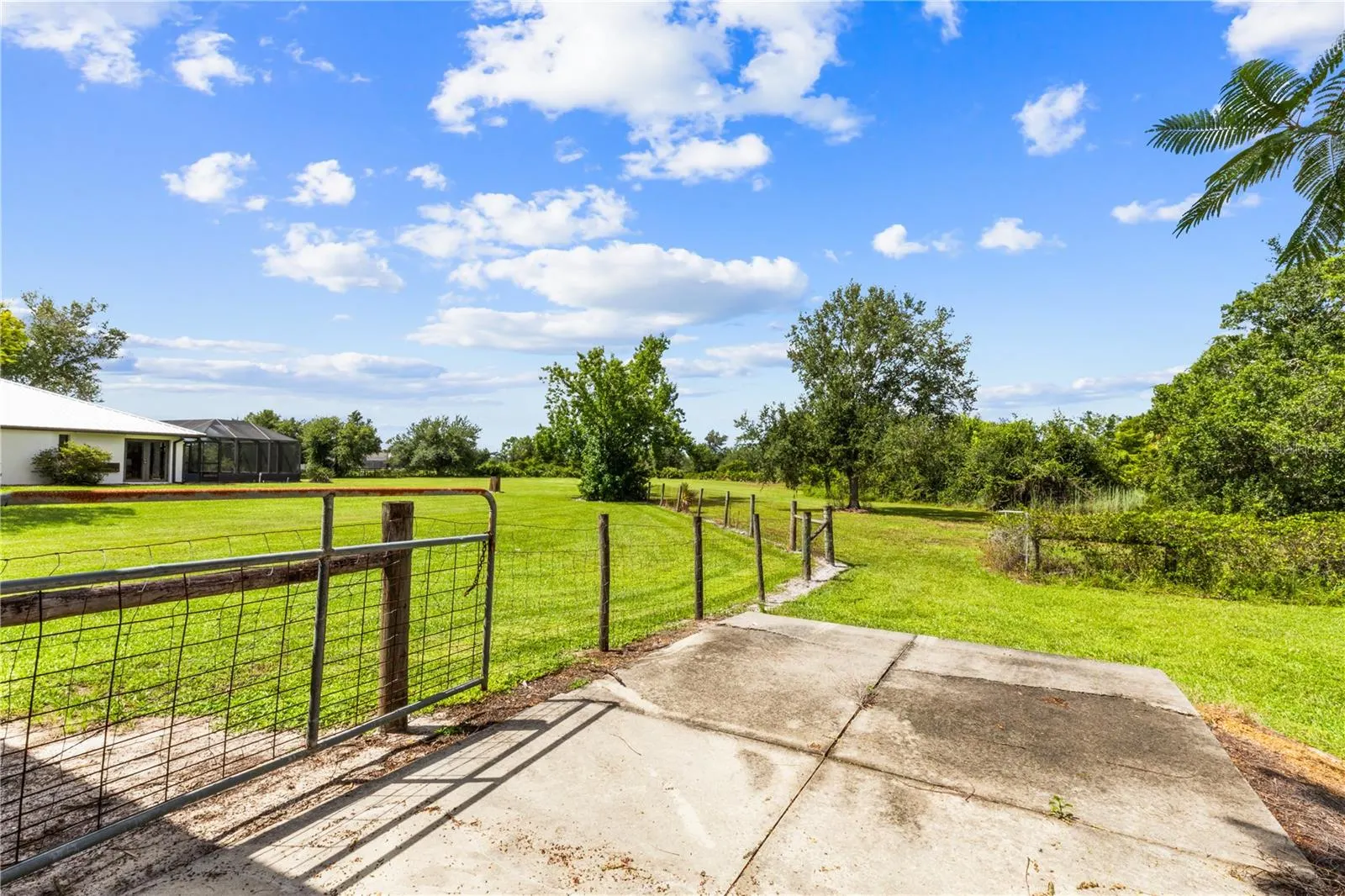 5204 BLACKJACK CIR