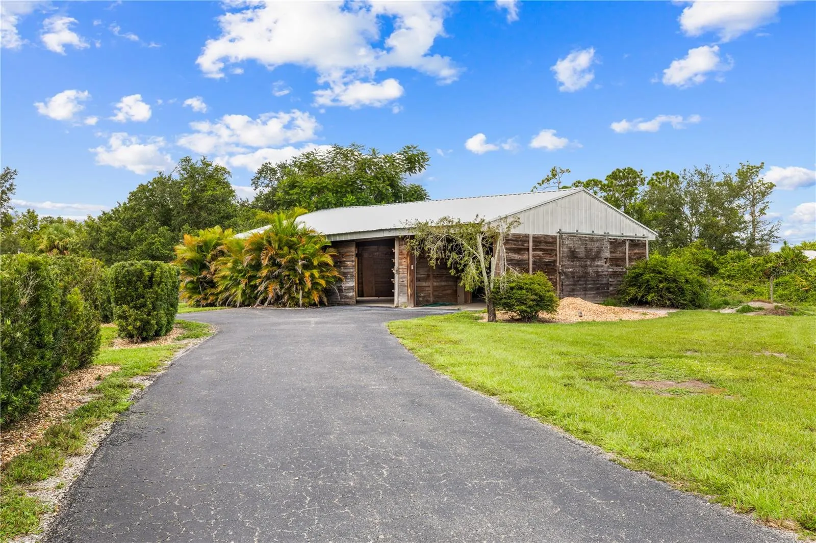 5204 BLACKJACK CIR