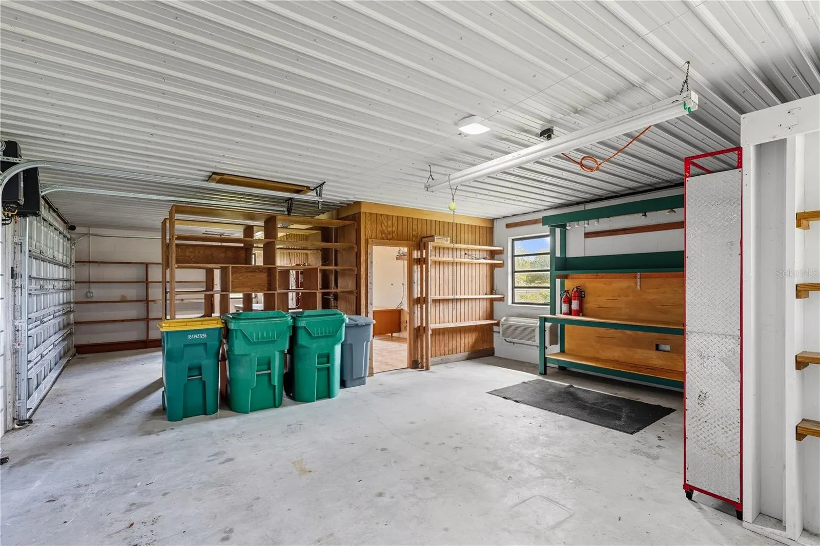 5204 BLACKJACK CIR
