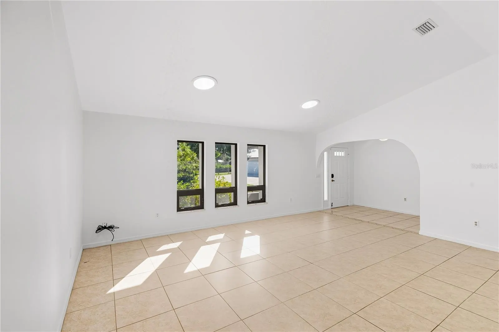 5204 BLACKJACK CIR
