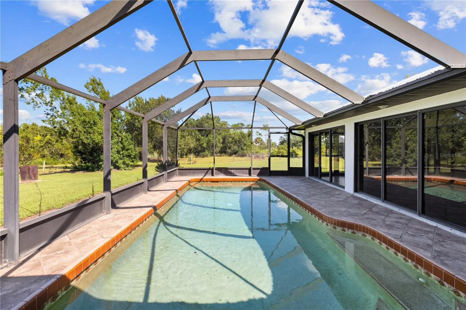 5204 BLACKJACK CIR