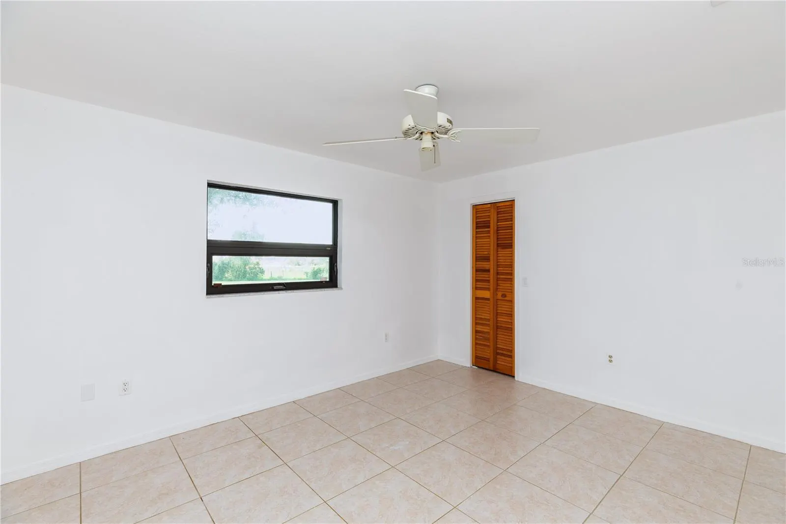5204 BLACKJACK CIR
