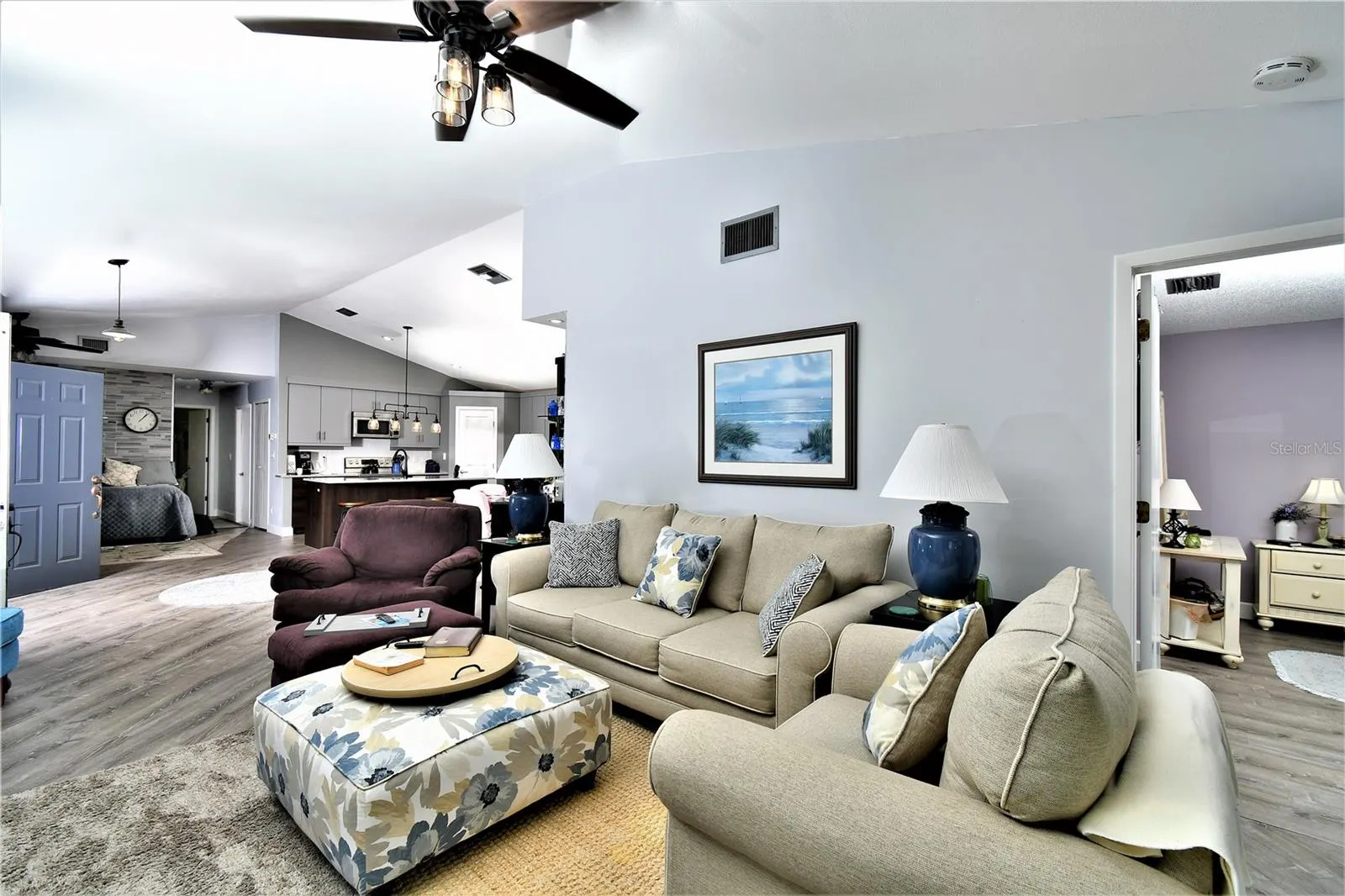 3011 MATECUMBE KEY RD #4, #4