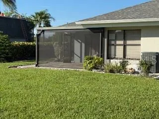 3011 MATECUMBE KEY RD #4, #4