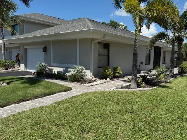 3011 MATECUMBE KEY RD #4, #4