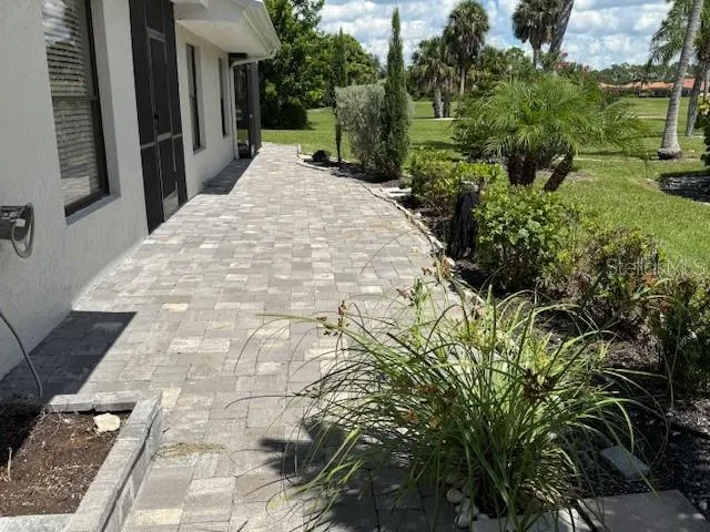 3011 MATECUMBE KEY RD #4, #4