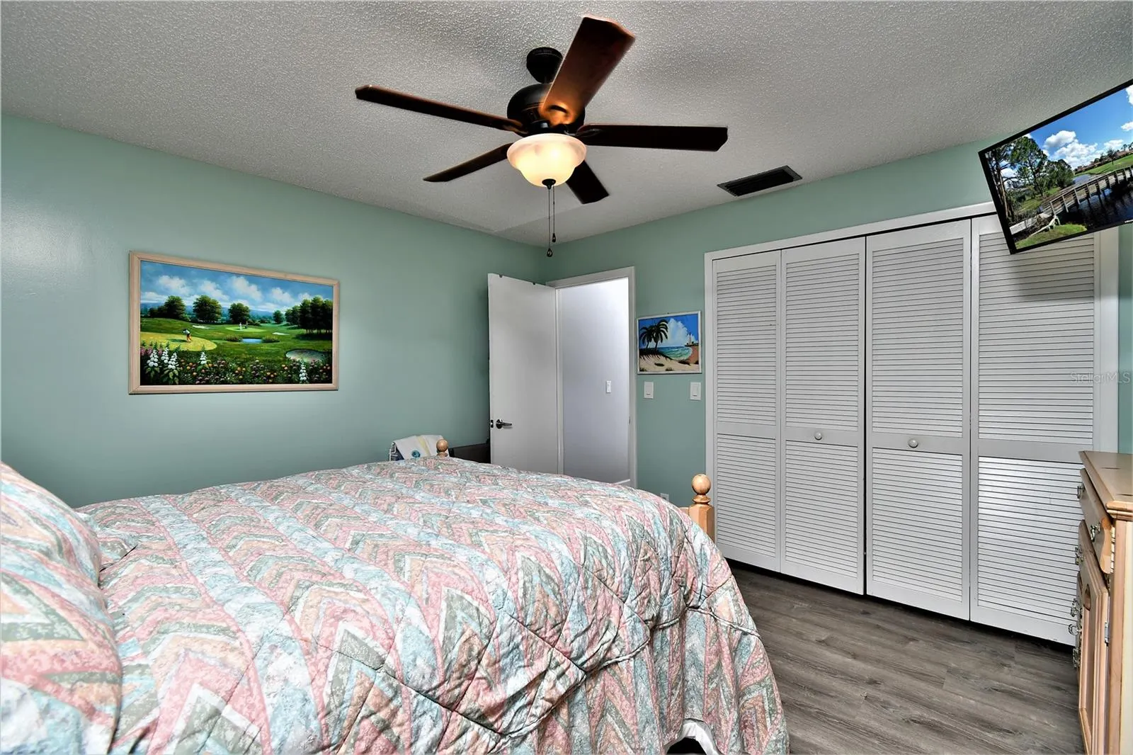 3011 MATECUMBE KEY RD #4, #4