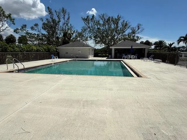 3011 MATECUMBE KEY RD #4, #4