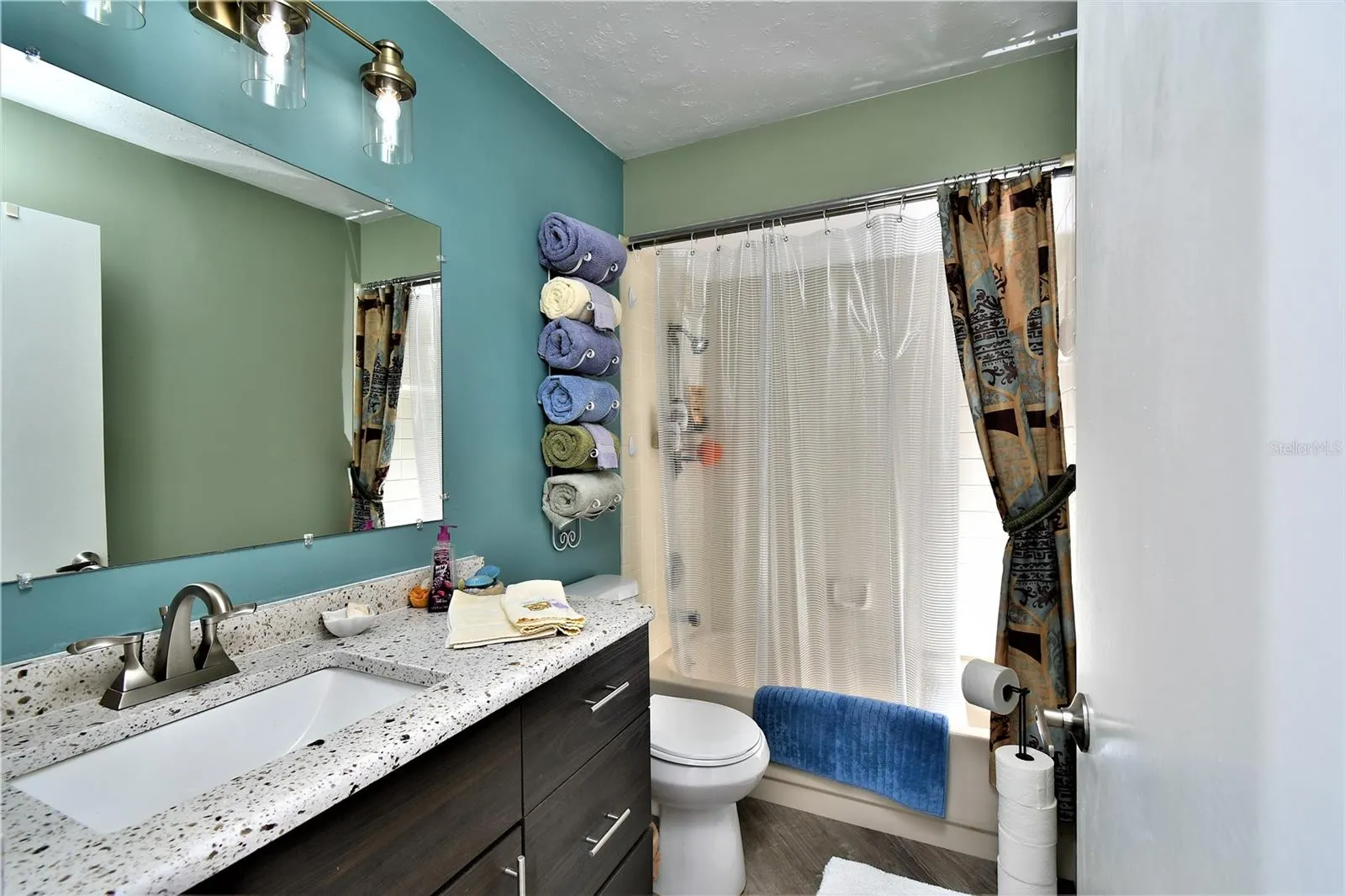 3011 MATECUMBE KEY RD #4, #4
