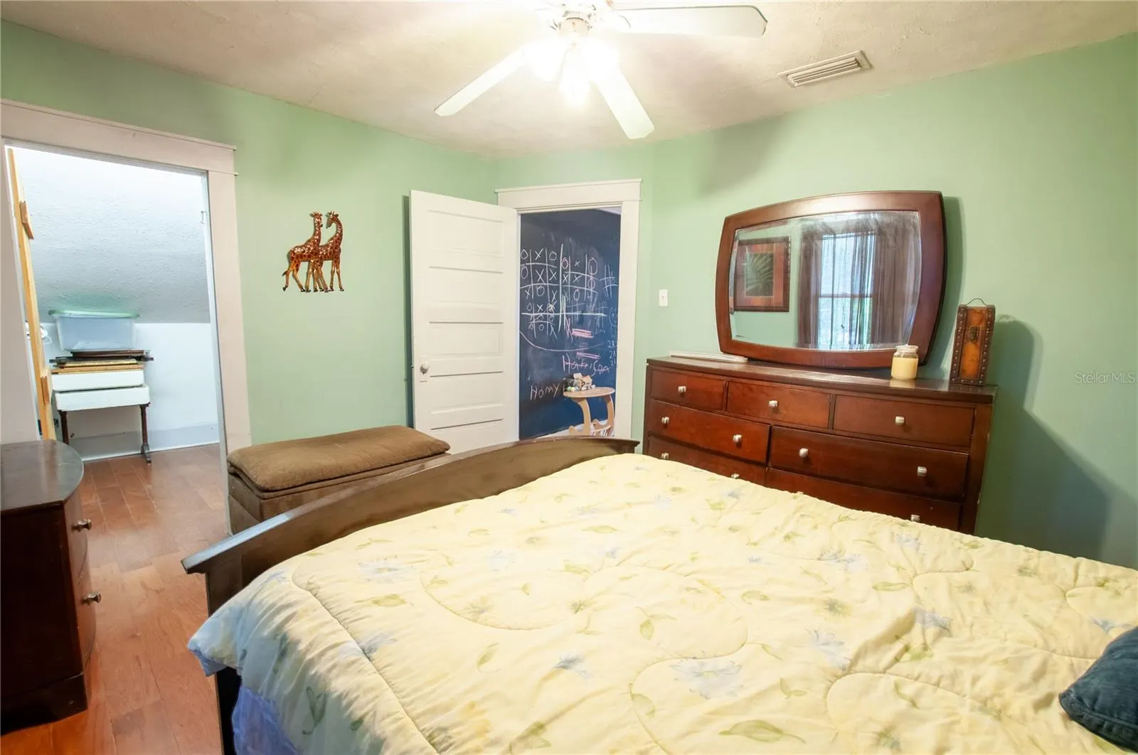 609 N ORANGE AVE