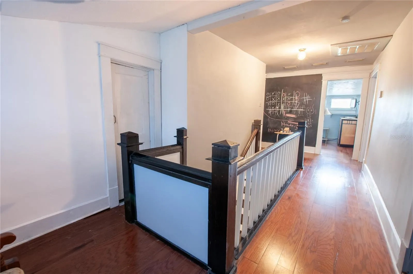609 N ORANGE AVE
