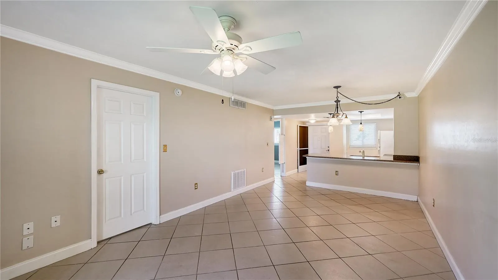 25275 RAMPART BLVD #104, #104