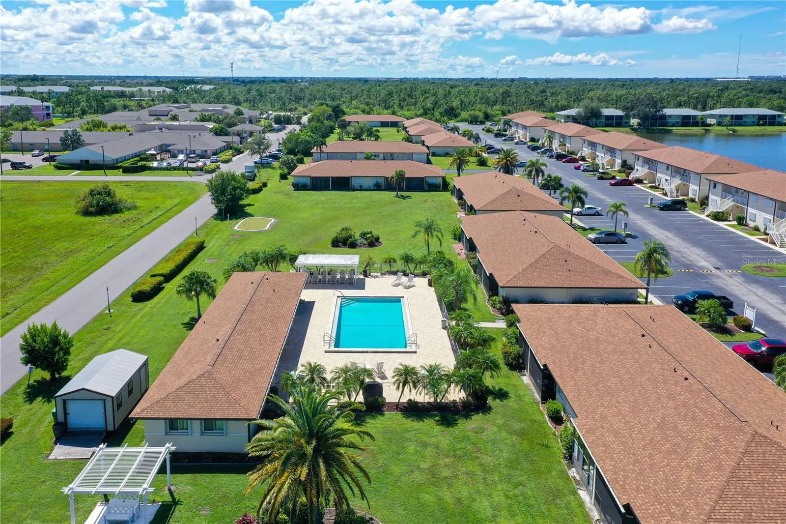 25275 RAMPART BLVD #104, #104