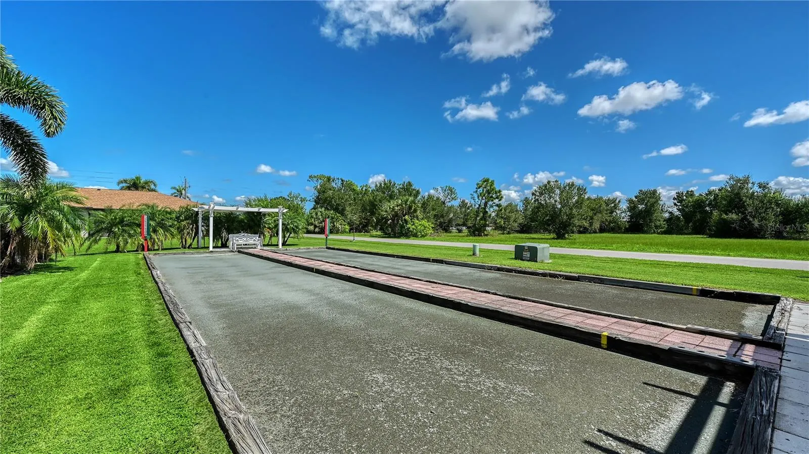 25275 RAMPART BLVD #104, #104