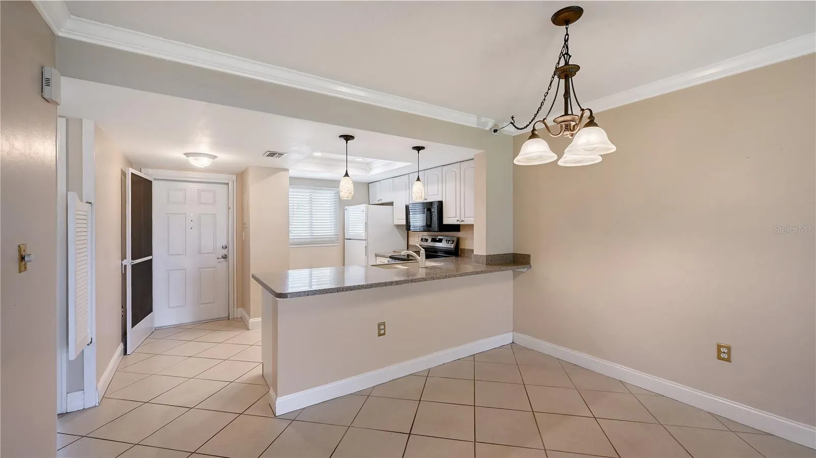 25275 RAMPART BLVD #104, #104