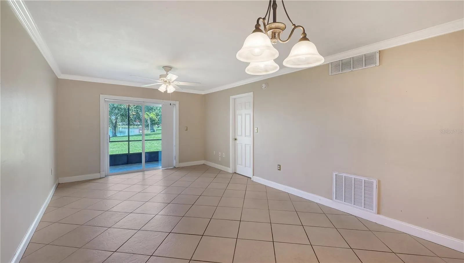 25275 RAMPART BLVD #104, #104