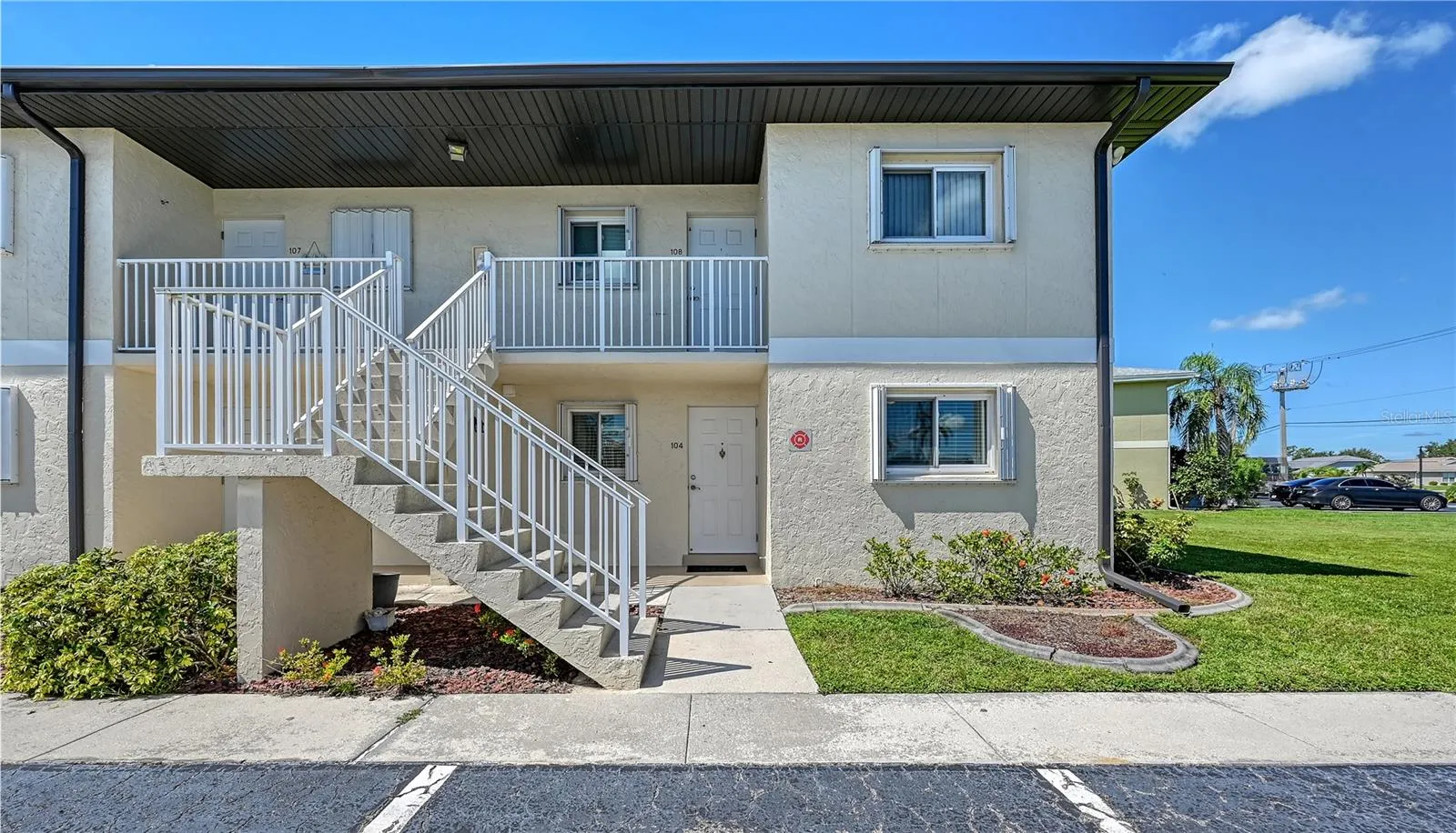 25275 RAMPART BLVD #104, #104