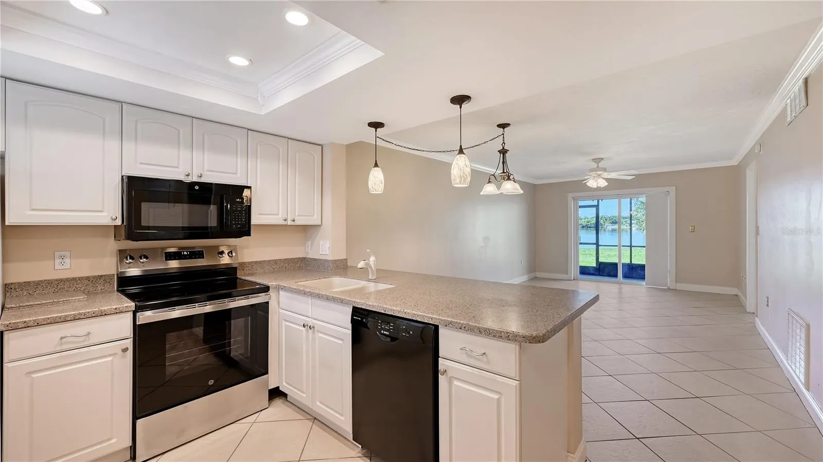 25275 RAMPART BLVD #104, #104