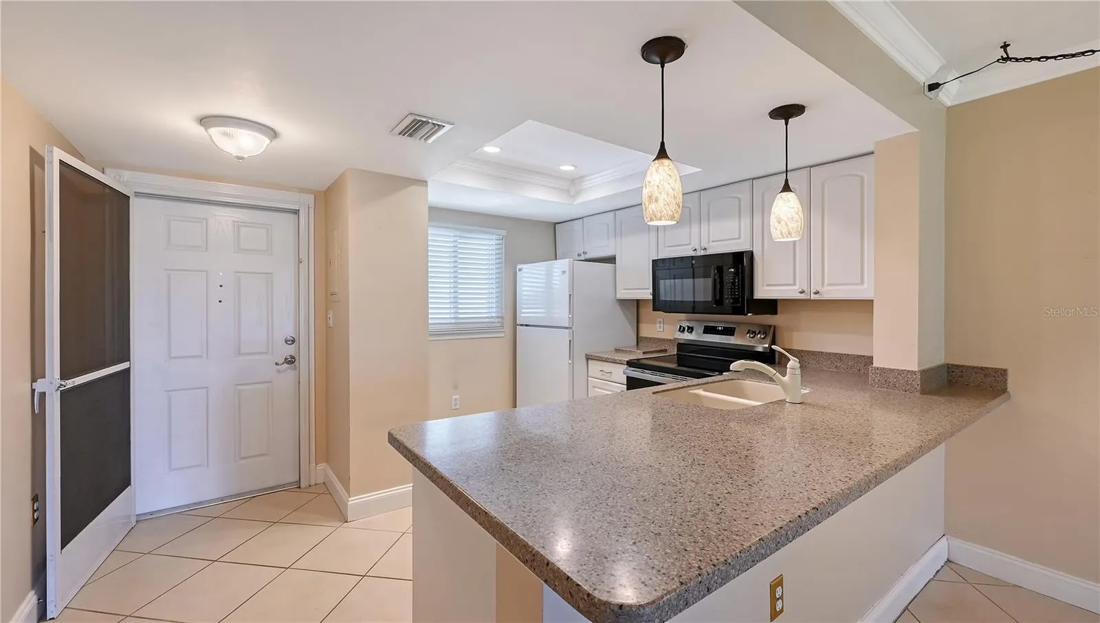 25275 RAMPART BLVD #104, #104