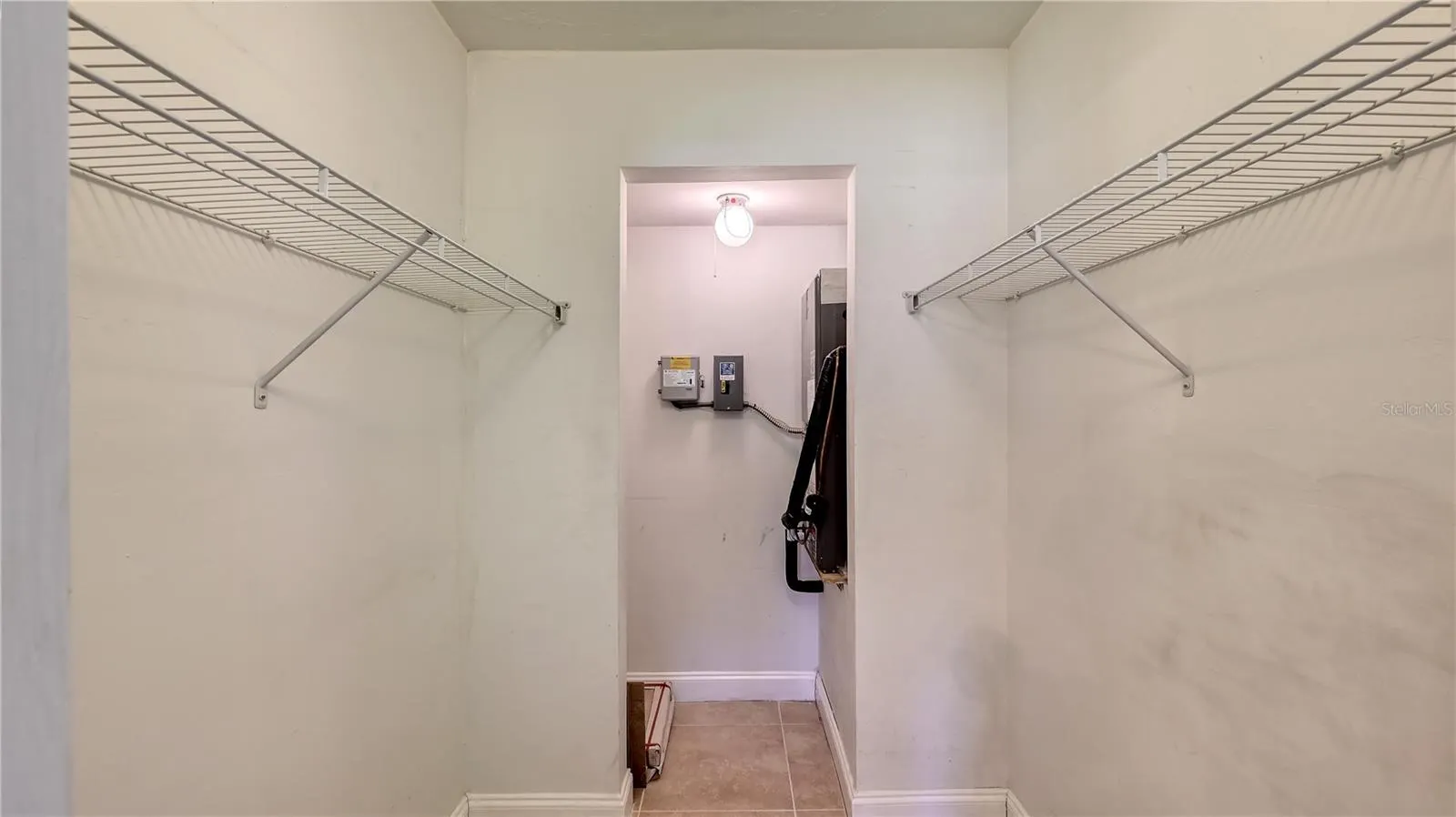 25275 RAMPART BLVD #104, #104