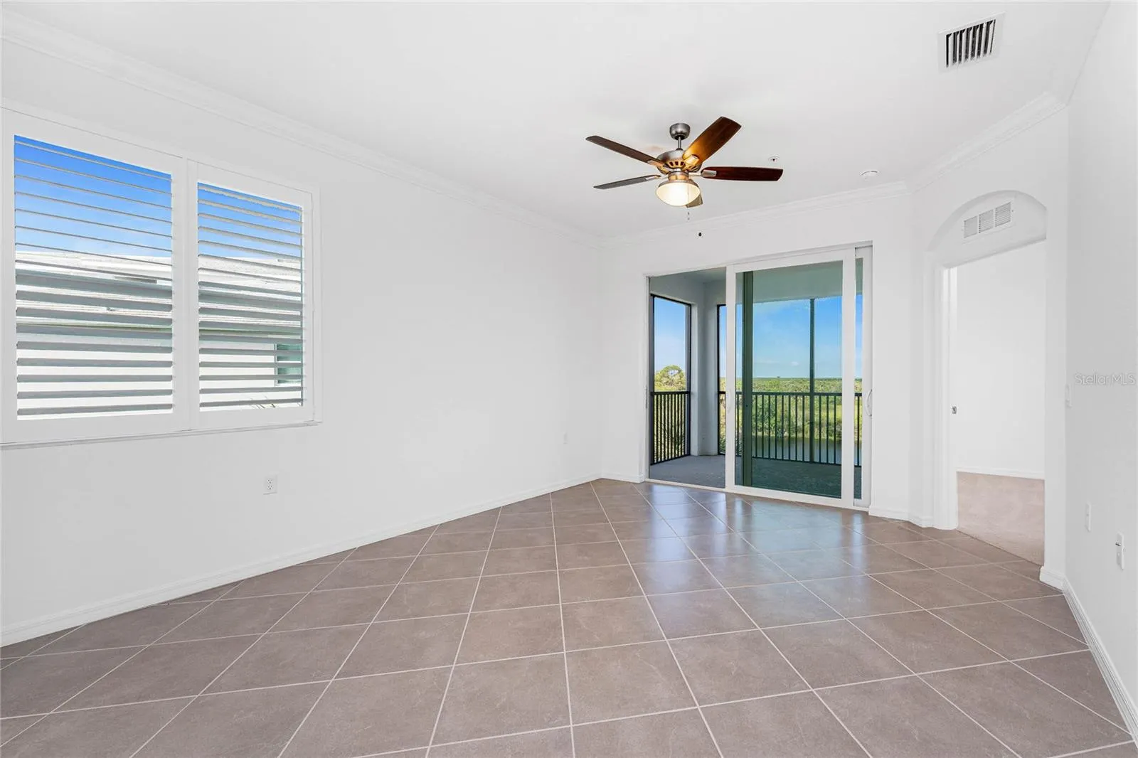 14121 HERITAGE LANDING BLVD #731, #731