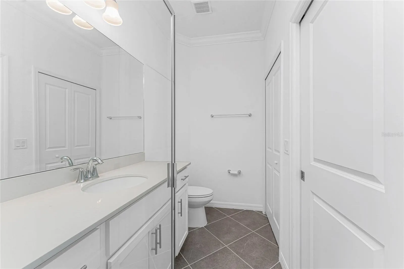 14121 HERITAGE LANDING BLVD #731, #731
