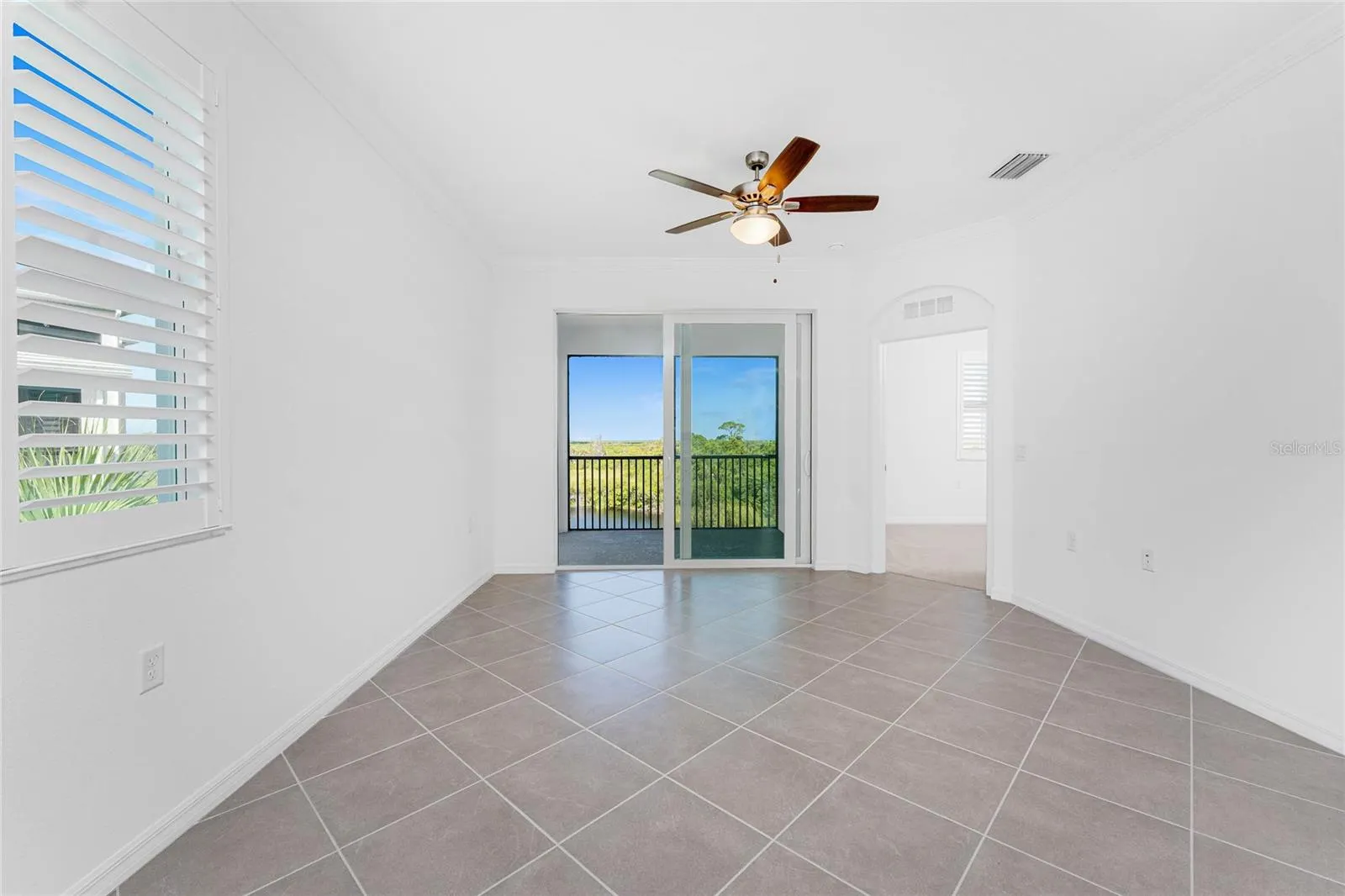 14121 HERITAGE LANDING BLVD #731, #731