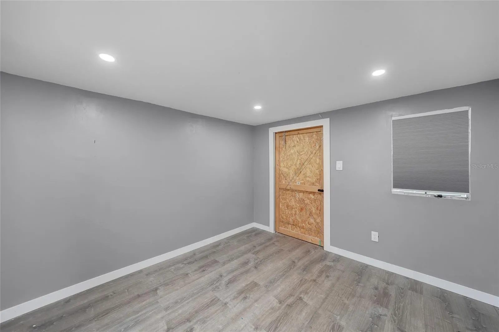 2733 JABLO CIR