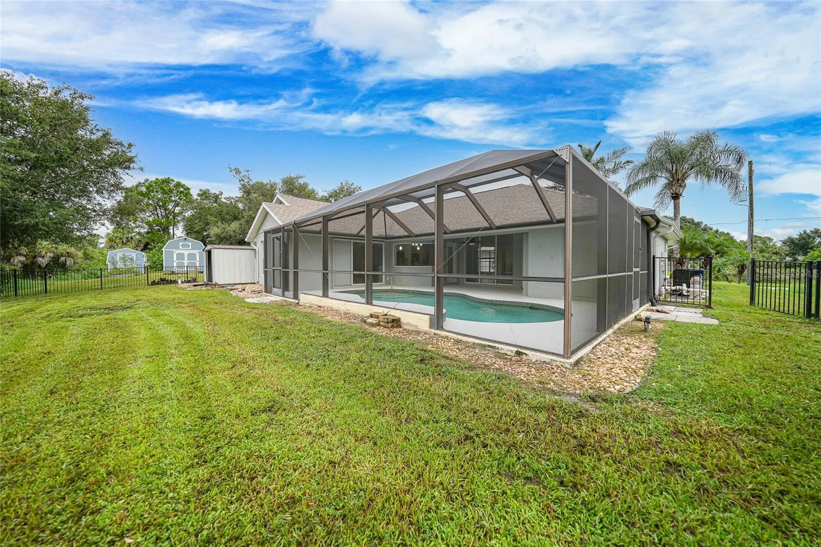 2733 JABLO CIR