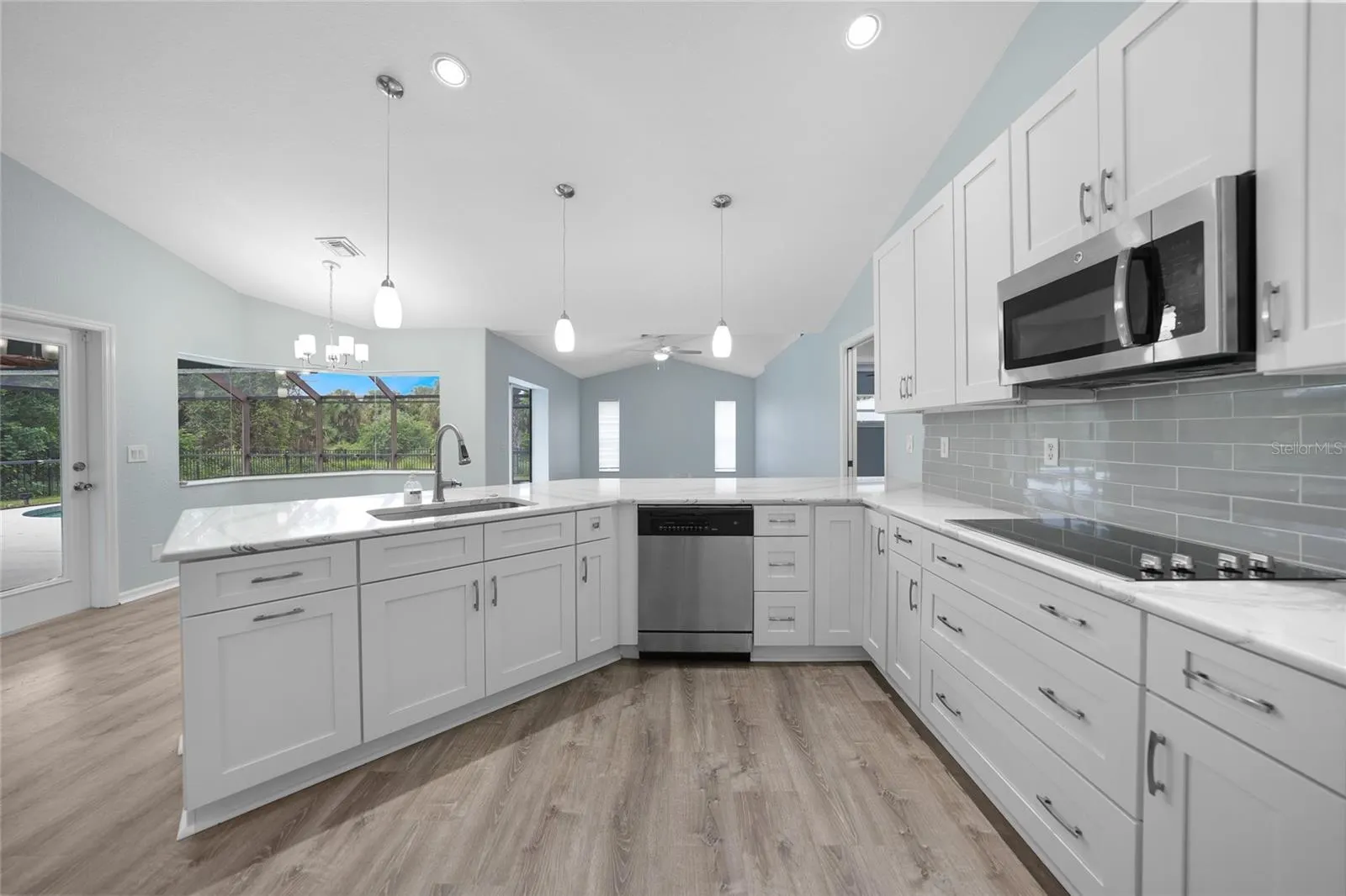 2733 JABLO CIR