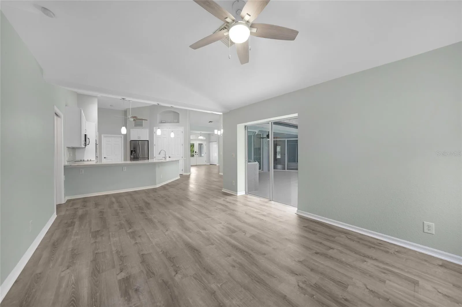 2733 JABLO CIR