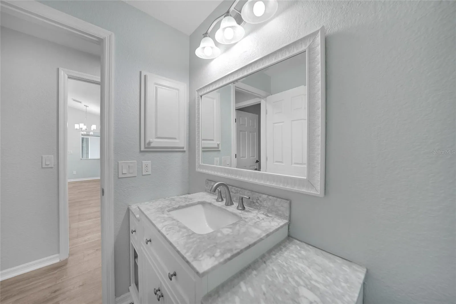 2733 JABLO CIR