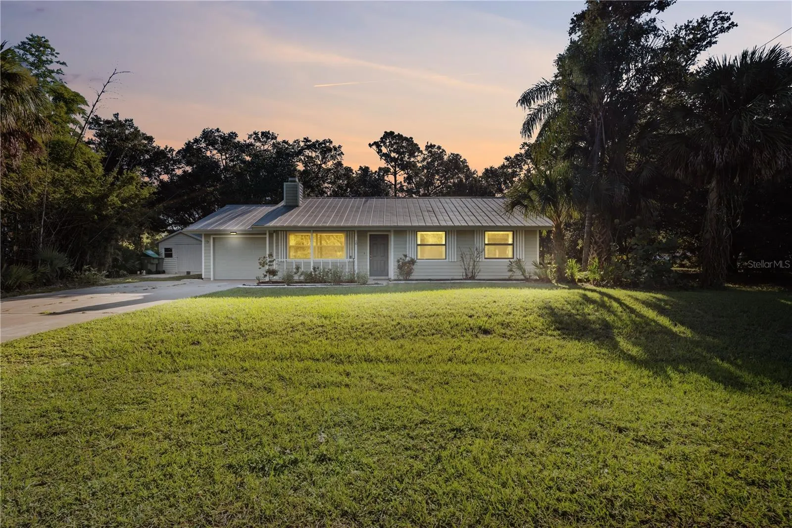 10 BALDUR DR