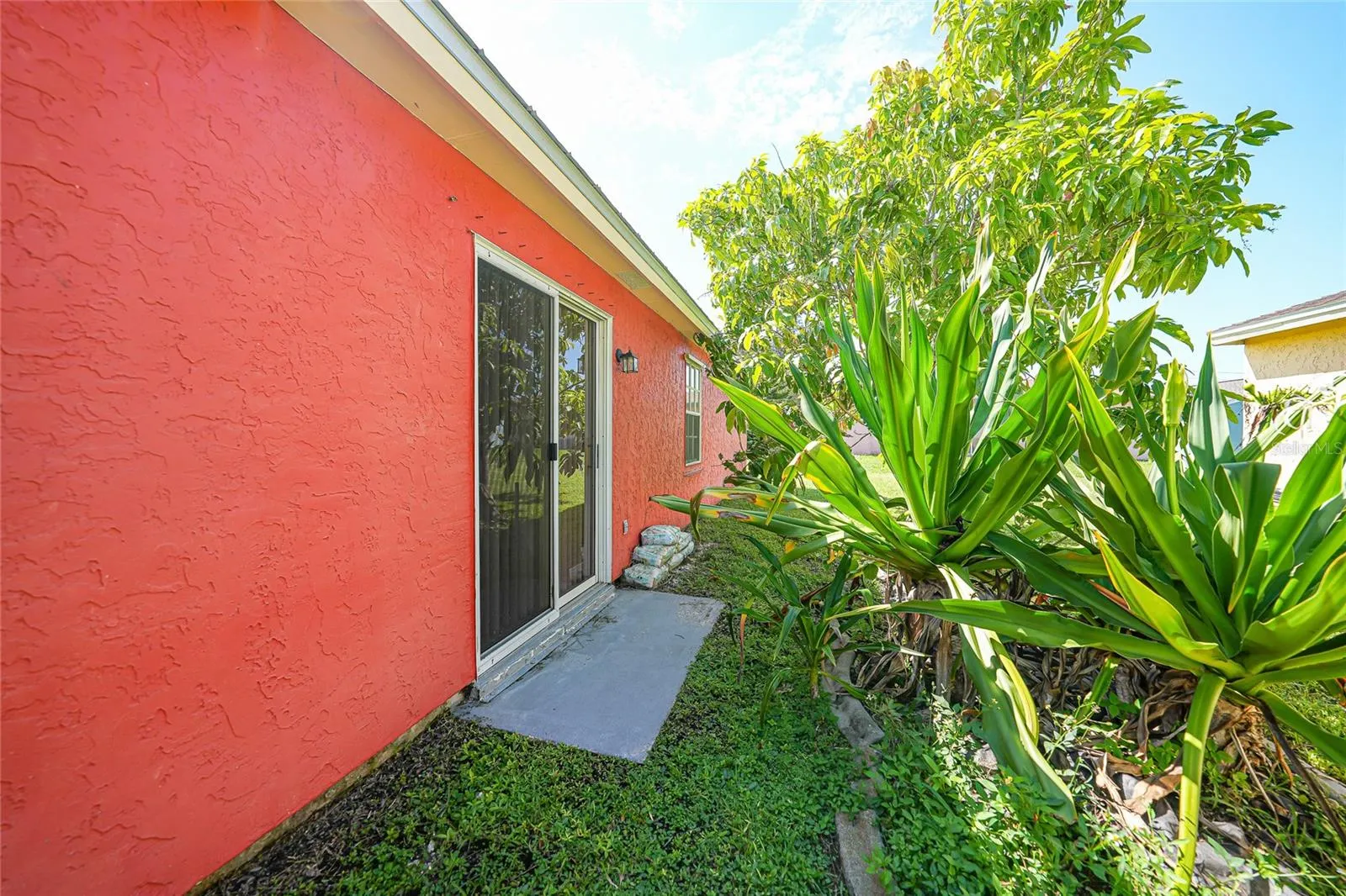 20033 ISOBAR AVE