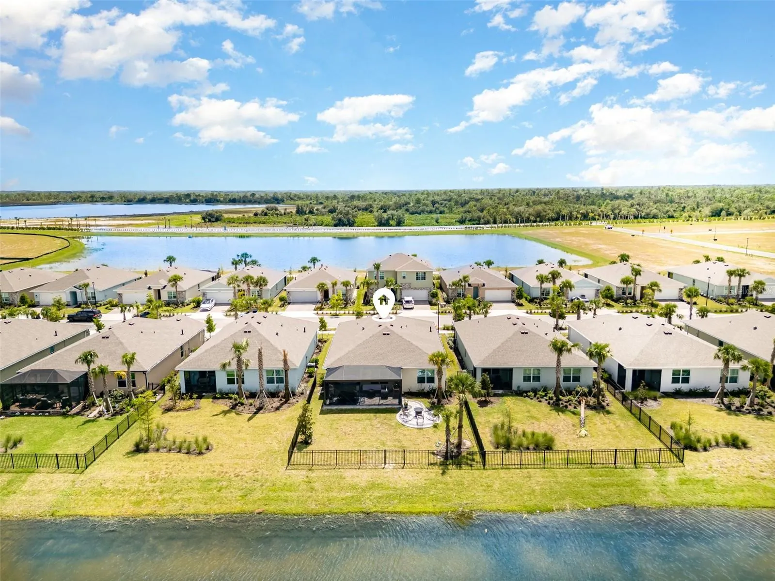 44525 PALM FROND DR