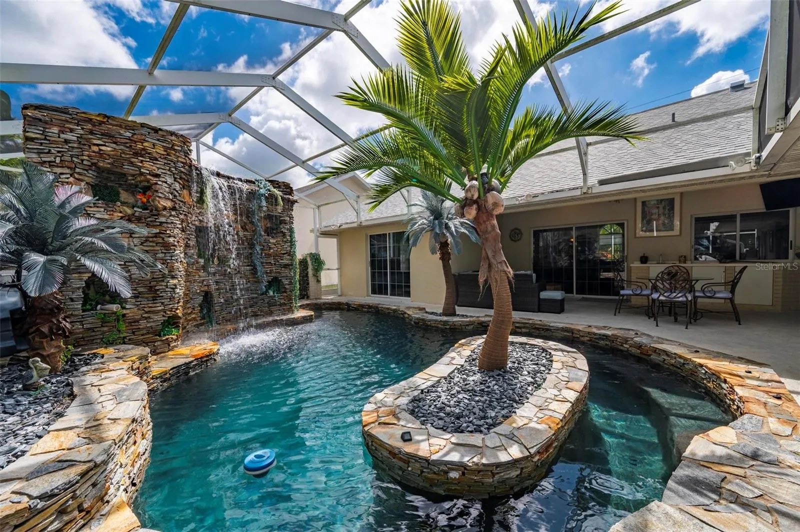 25688 DEEP CREEK BLVD