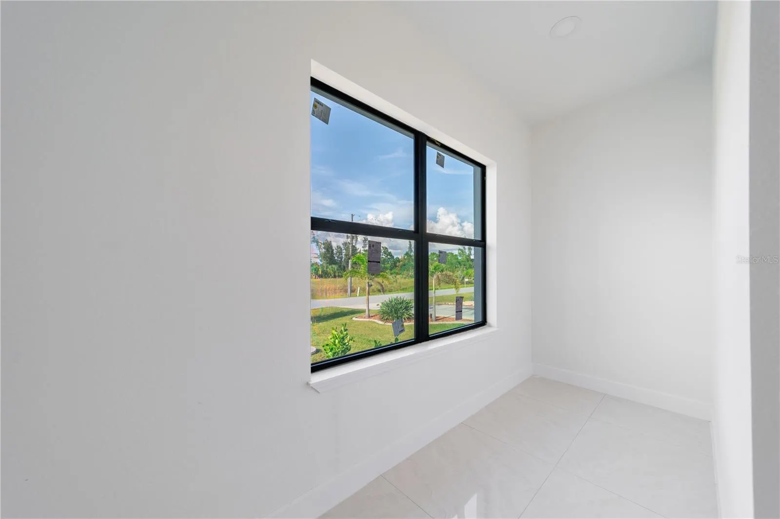15089 ALDAMA CIR