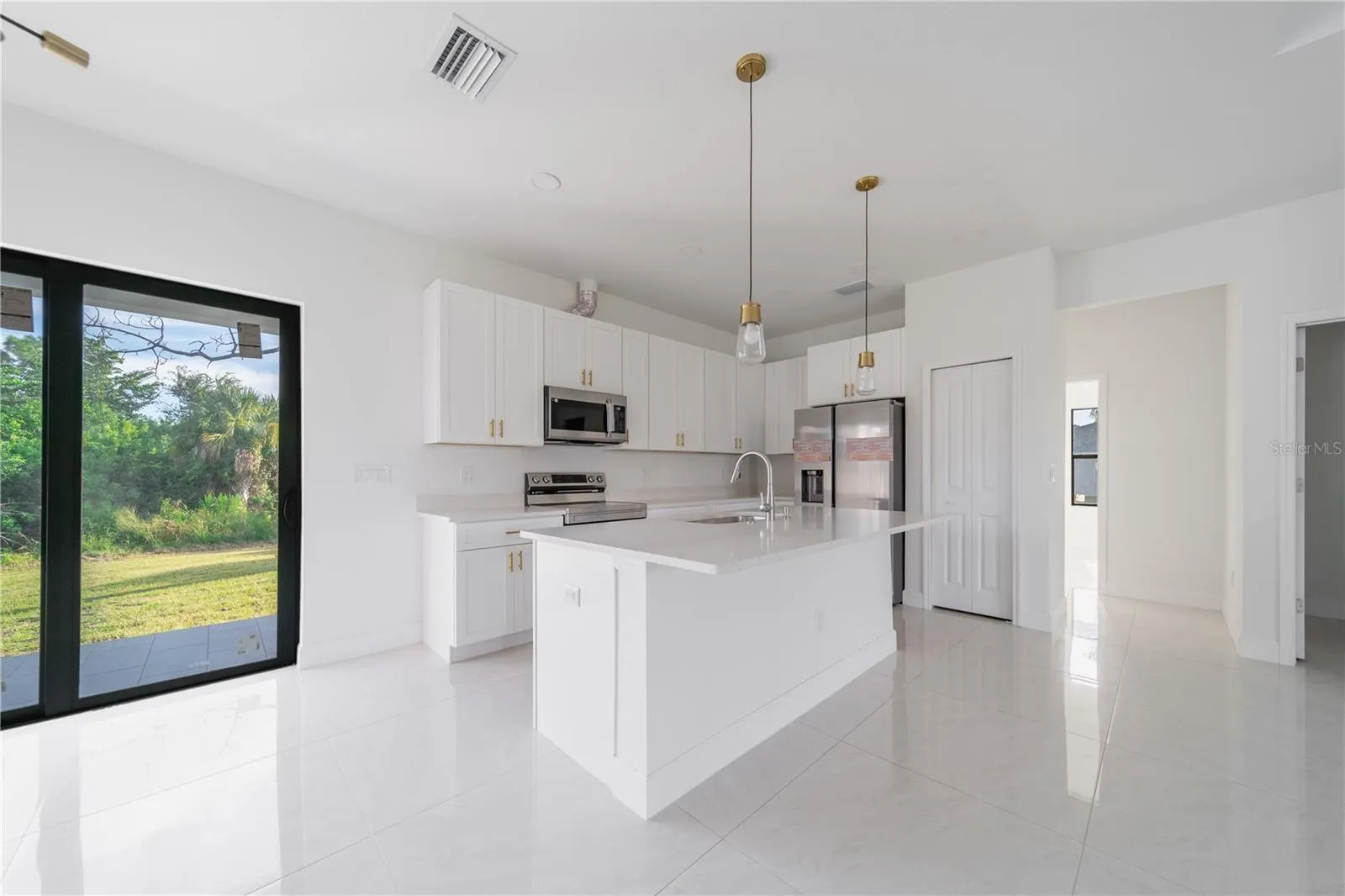 15089 ALDAMA CIR
