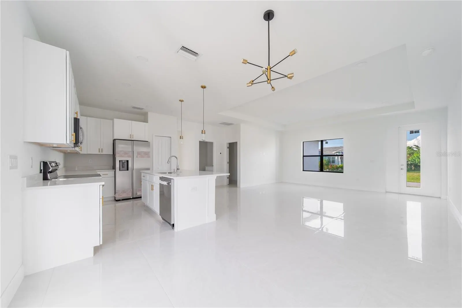 15089 ALDAMA CIR