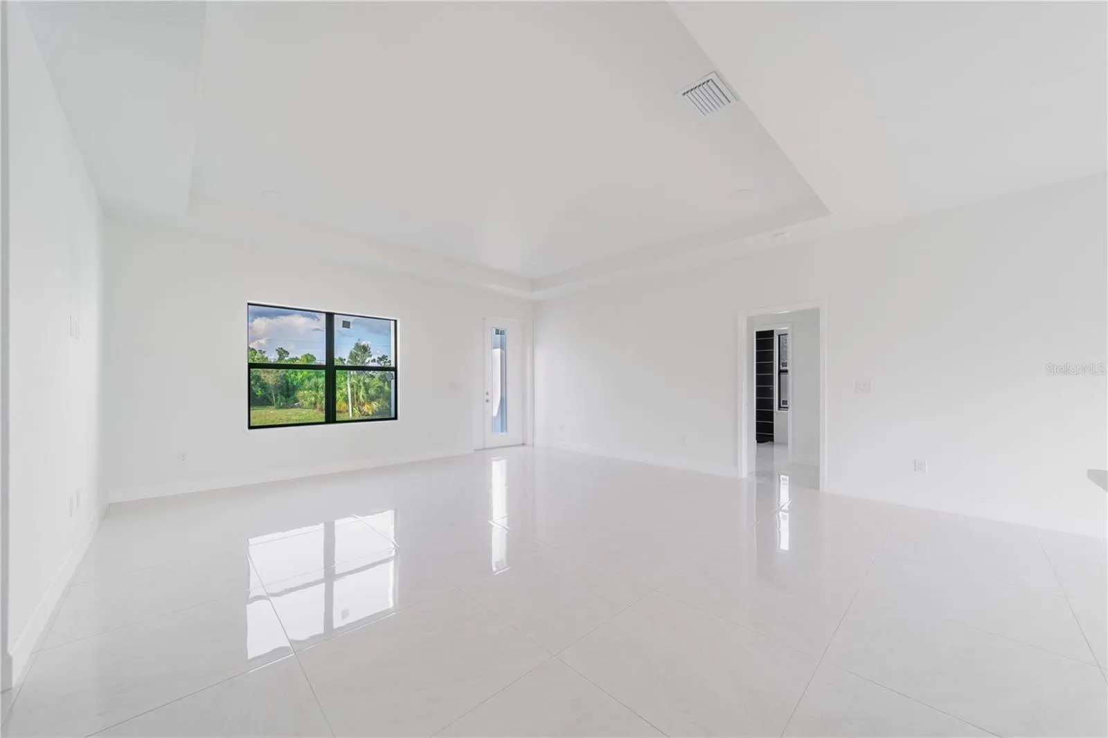 15089 ALDAMA CIR