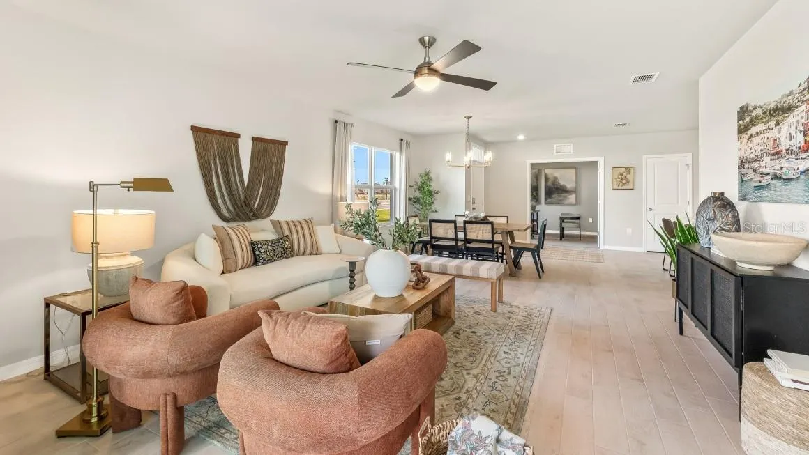 4815 SCHUBERT TRL